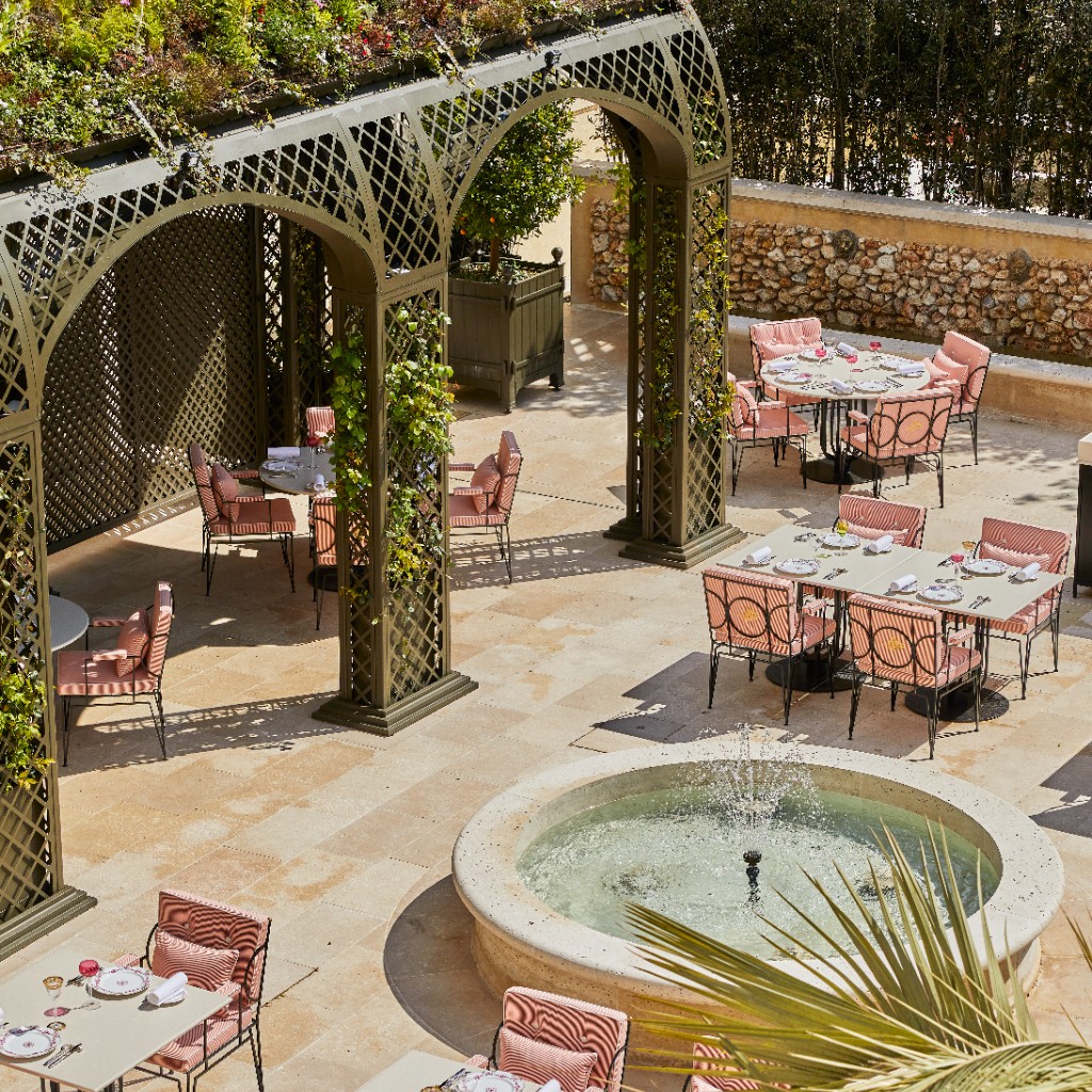 Immersion royale : on a testé Le Grand Contrôle, l’adresse des Airelles à Versailles.